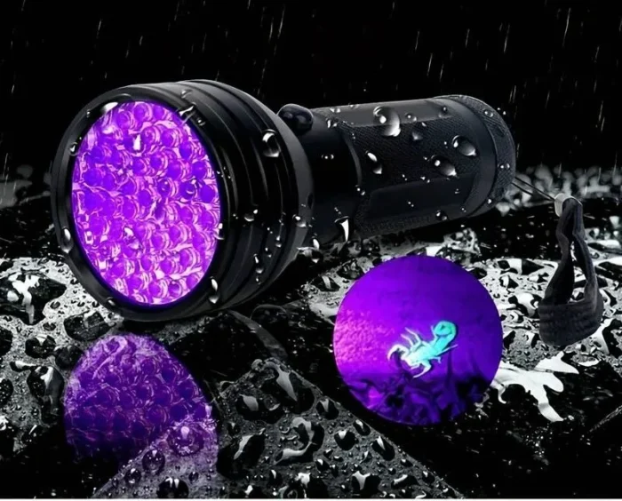 LAMPE TORCHE LED UV Détecteur De Lumière Noire Pour Les Taches D'urine De Chien Et Les Punaises De Lit, Lanterne Étanche Pour La Détection De Fluorescence